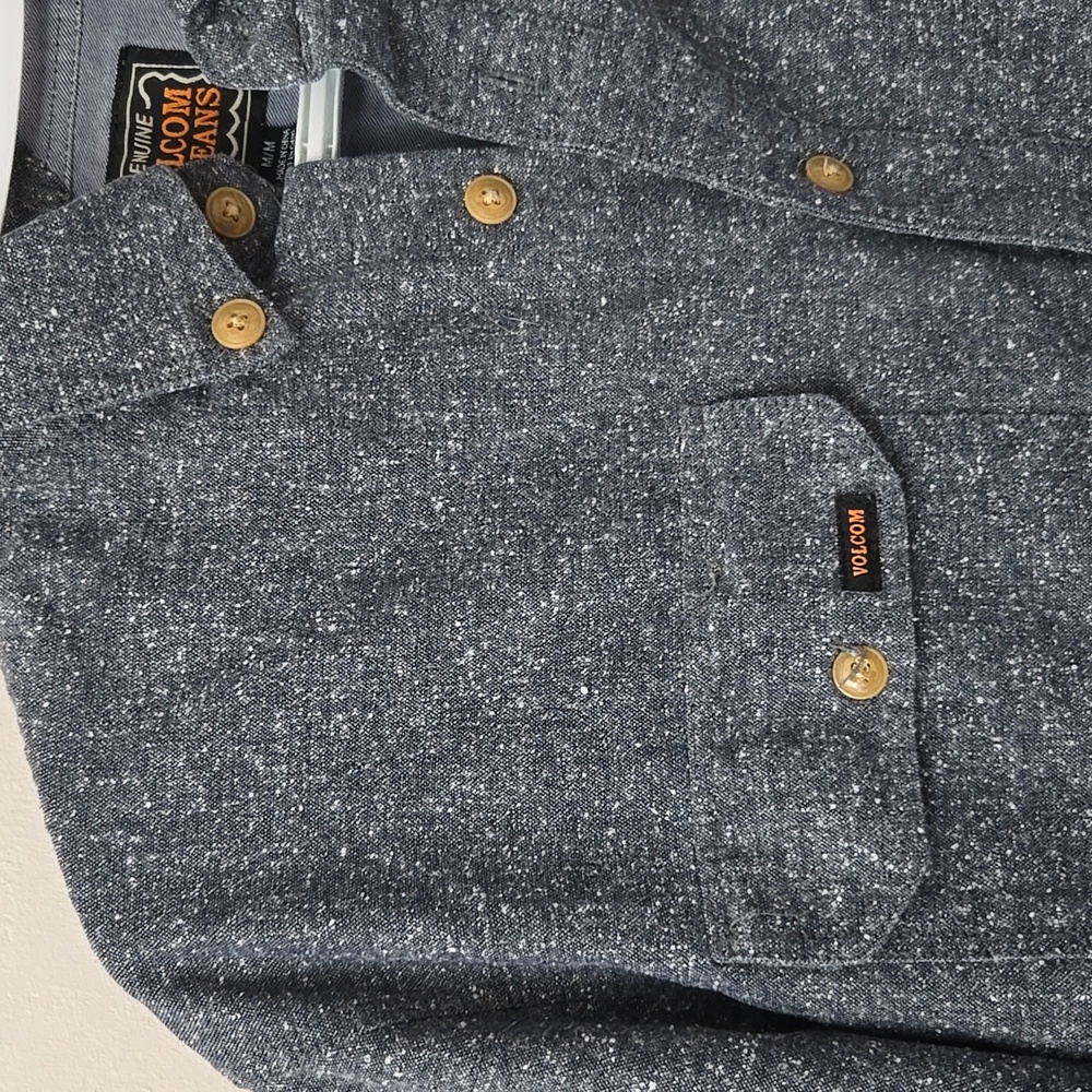 Volcom Gray Button-Up Shirt - Picture 2 of 8